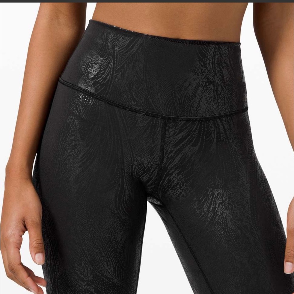Lululemon Acclimatized Black Foil Leggings size 2